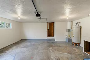 1510 Parkway Dr NW, Salem, OR 97304 - Photo 16