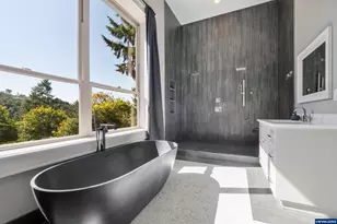 4005 Cloudview Dr S, Salem, OR 97302 - Photo 24