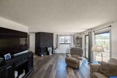 1421 Sunset Ln, Sweet Home, OR 97386 - Photo 10