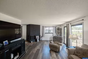 1421 Sunset Ln, Sweet Home, OR 97386 - Photo 10