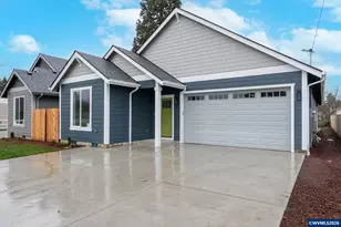 4250 45th Ave NE, Salem, OR 97301 - Photo 2