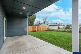 4250 45th Ave NE, Salem, OR 97301 - Photo 10