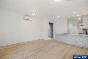 357 SE Kitzmiller Dr, Dallas, OR 97338 - Photo 2