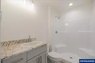 357 SE Kitzmiller Dr, Dallas, OR 97338 - Photo 8