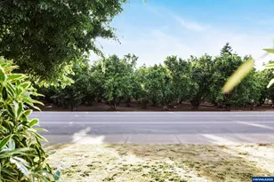 14665 Orchard Ave NE, Aurora, OR 97002 - Photo 20