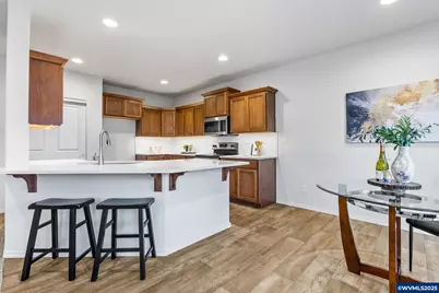 1555 Adams St, Independence, OR 97351 - Photo 12