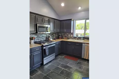 4030 Hennessy Ln NE, Keizer, OR 97303 - Photo 8