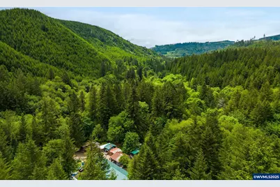 12251 SW East Creek Rd, Willamina, OR 97396 - Photo 8