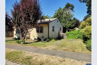 585 5th Av, Sweet Home, OR 97386 - Photo 4