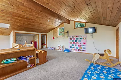 2784 Ballyntyne Rd S, Salem, OR 97302 - Photo 32