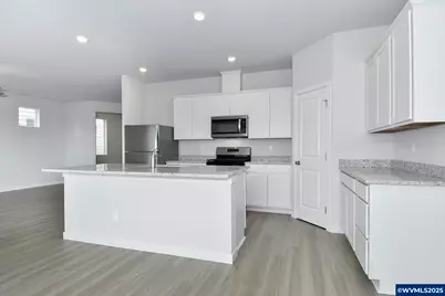 [Address not provided], Woodburn, OR 97071 - Photo 6