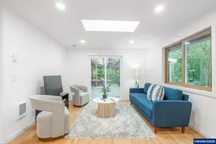 31722 McLoughlin Dr, Philomath, OR 97370 - Photo 12