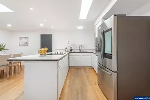 31722 McLoughlin Dr, Philomath, OR 97370 - Photo 8