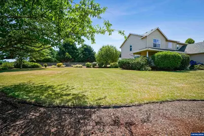 4645 Stauber Ln SE, Salem, OR 97317 - Photo 6