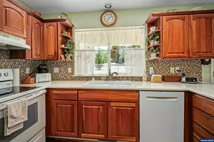 4645 Stauber Ln SE, Salem, OR 97317 - Photo 20