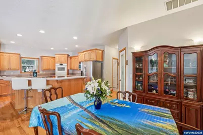 724 Lost Ln N Ln, Keizer, OR 97303 - Photo 8