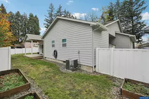 724 Lost Ln N Ln, Keizer, OR 97303 - Photo 36