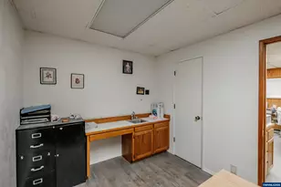 255 E 14th (-257) Av, Eugene, OR 97401 - Photo 32