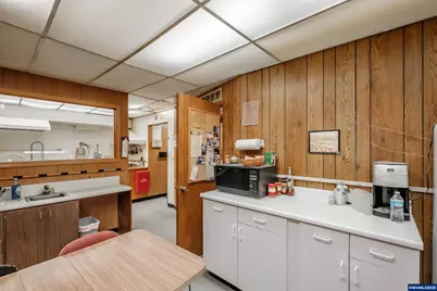 255 E 14th (-257) Av, Eugene, OR 97401 - Photo 28