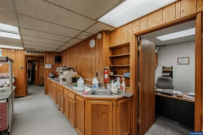 255 E 14th (-257) Av, Eugene, OR 97401 - Photo 36