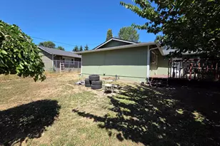 2325 Hawthorne Ave NE, Salem, OR 97301 - Photo 18