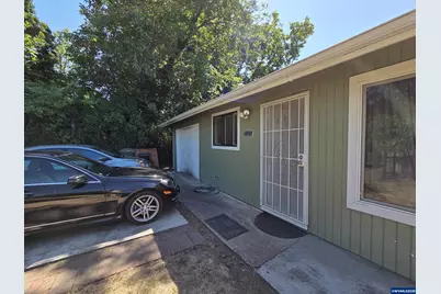 2325 Hawthorne Av NE, Salem, OR 97301 - Photo 4