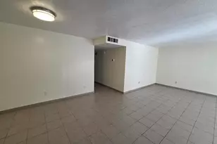 2325 Hawthorne Ave NE, Salem, OR 97301 - Photo 8