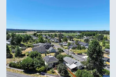 985 E College St, Mount Angel, OR 97362 - Photo 38