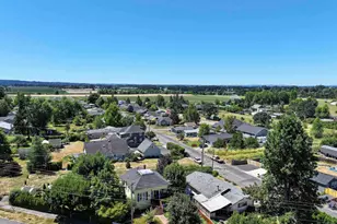 985 E College St, Mount Angel, OR 97362 - Photo 38