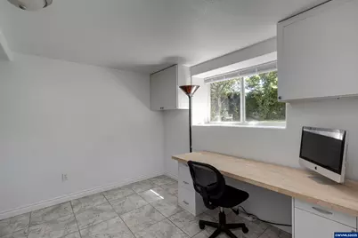 985 E College St, Mount Angel, OR 97362 - Photo 20