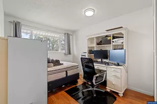 1450 SW Bridlewood Dr, Dallas, OR 97338 - Photo 20