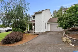 1450 SW Bridlewood Dr, Dallas, OR 97338 - Photo 2