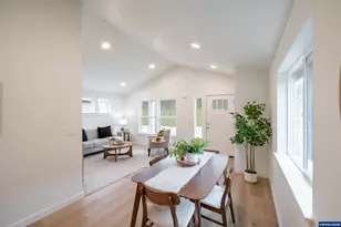 4715 Finch St, Albany, OR 97322 - Photo 6