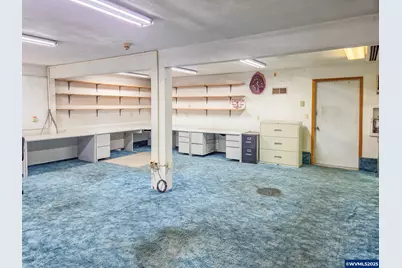 991 W 4th St, Halsey, OR 97348 - Photo 10