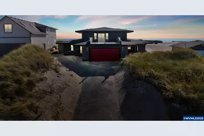 118 NW Oceania Dr, Waldport, OR 97394 - Photo 2