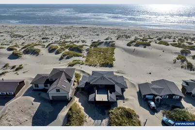 118 NW Oceania Dr, Waldport, OR 97394 - Photo 48