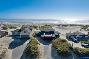 118 NW Oceania Dr, Waldport, OR 97394 - Photo 4