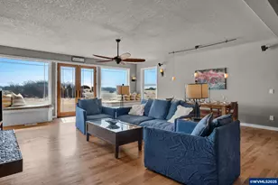 118 NW Oceania Dr, Waldport, OR 97394 - Photo 12