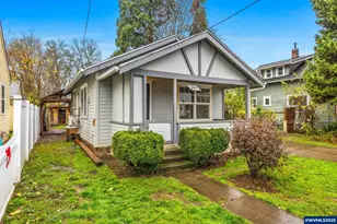 385 24th St SE, Salem, OR 97301 - Photo 2