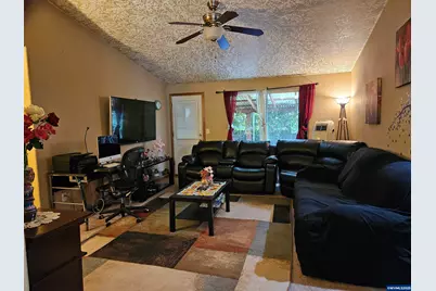 738 Oscar Ln SE, Salem, OR 97317 - Photo 10