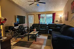 738 Oscar Ln SE, Salem, OR 97317 - Photo 10