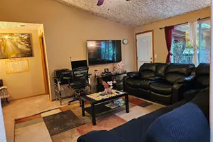 738 Oscar Ln SE, Salem, OR 97317 - Photo 8