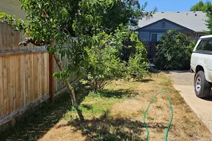 738 Oscar Ln SE, Salem, OR 97317 - Photo 18