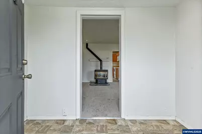 1141 SE Lewis St, Dallas, OR 97338 - Photo 4