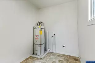 1141 SE Lewis St, Dallas, OR 97338 - Photo 16