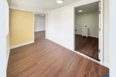 173 Salem Heights Av SE, Salem, OR 97302 - Photo 10