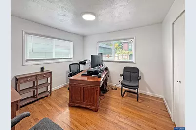 173 Salem Heights Av SE, Salem, OR 97302 - Photo 6