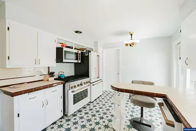 1029 Evergreen NE Av, Salem, OR 97301 - Photo 16