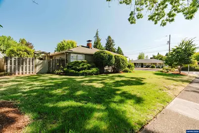 1029 Evergreen NE Av, Salem, OR 97301 - Photo 4