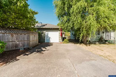 1029 Evergreen NE Av, Salem, OR 97301 - Photo 6